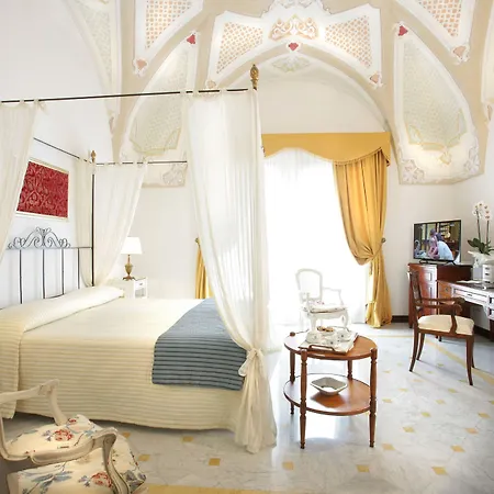 מלון Palazzo Del Corso - Boutique 5*