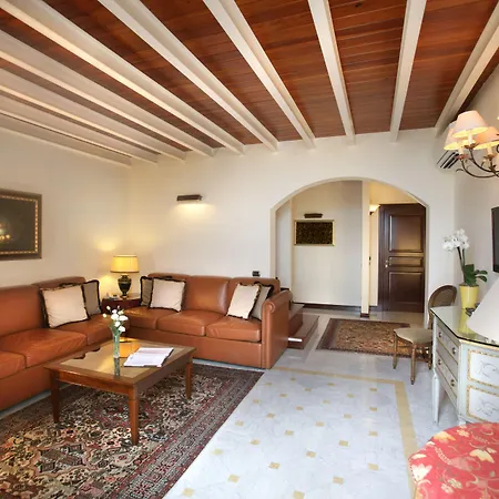 Palazzo Del Corso - Boutique فندق